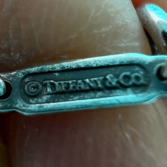 🔴Authentic TIFFANY & CO Sterling Silver Long Chain large KeyPendent Necklace 🔴 - Picture 9 of 13